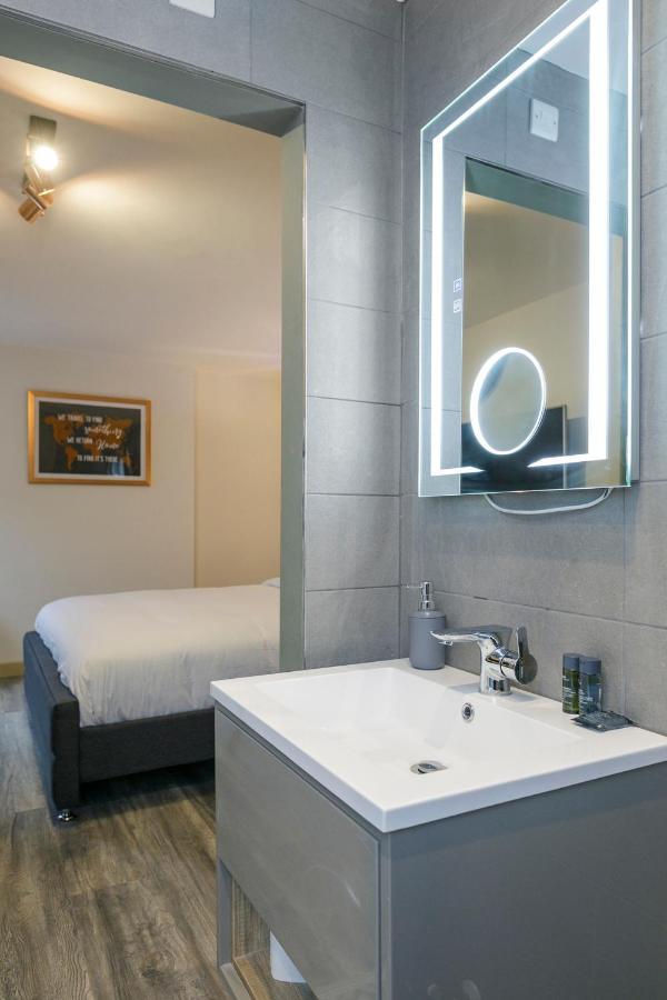 Number 11 By The Warren Collection Otel Belfast Dış mekan fotoğraf